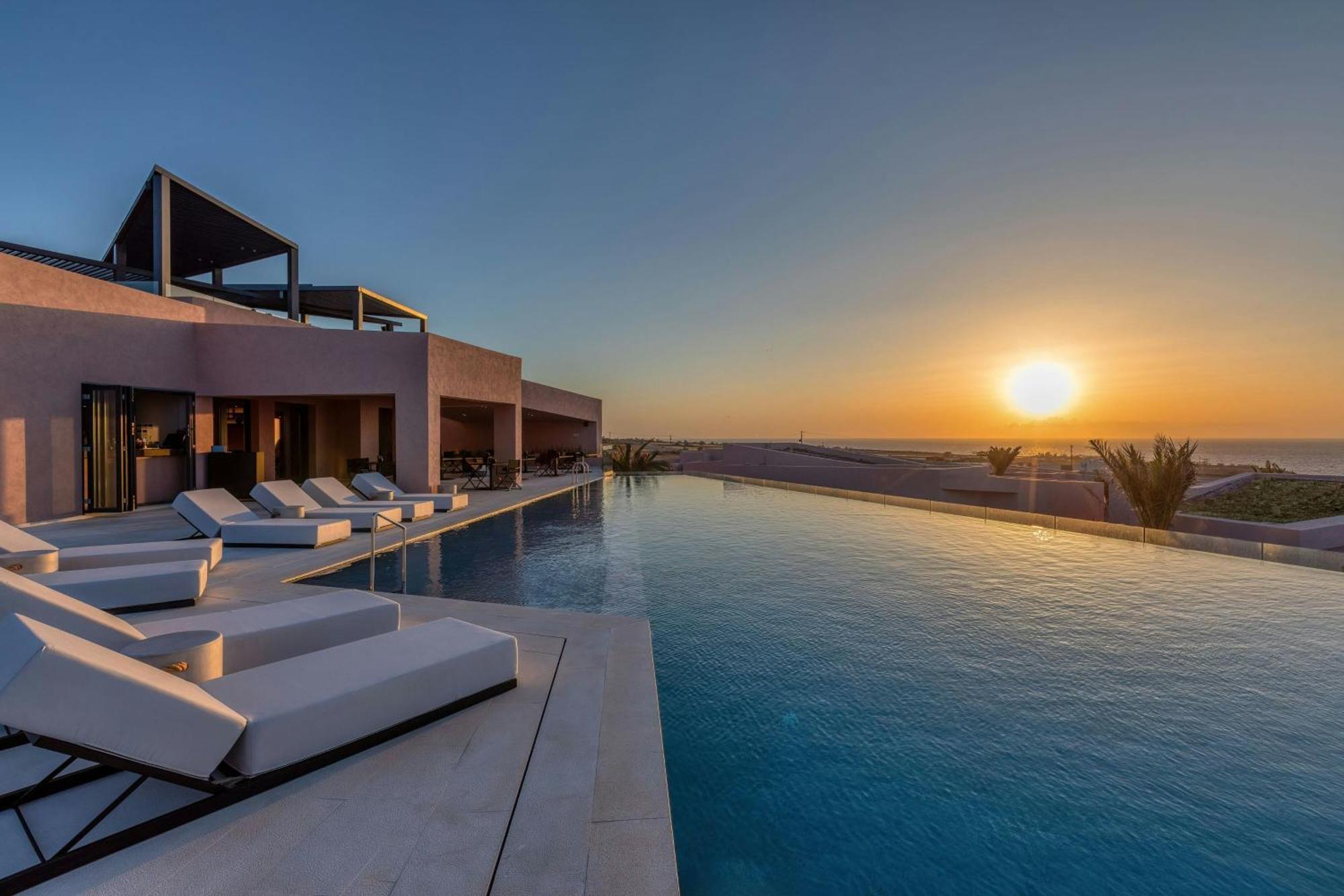Hotel Domes Novos Santorini, Autograph Collection Oia  Exterior foto